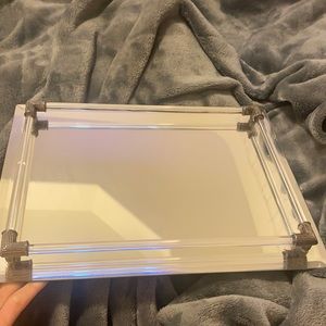 Mirror tray